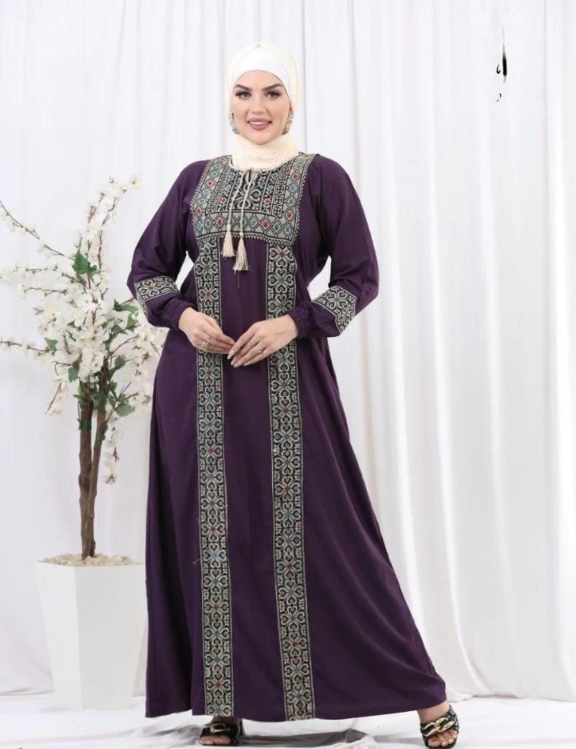 جلابية استقبال بتطريز تراث شرقي سيناوي