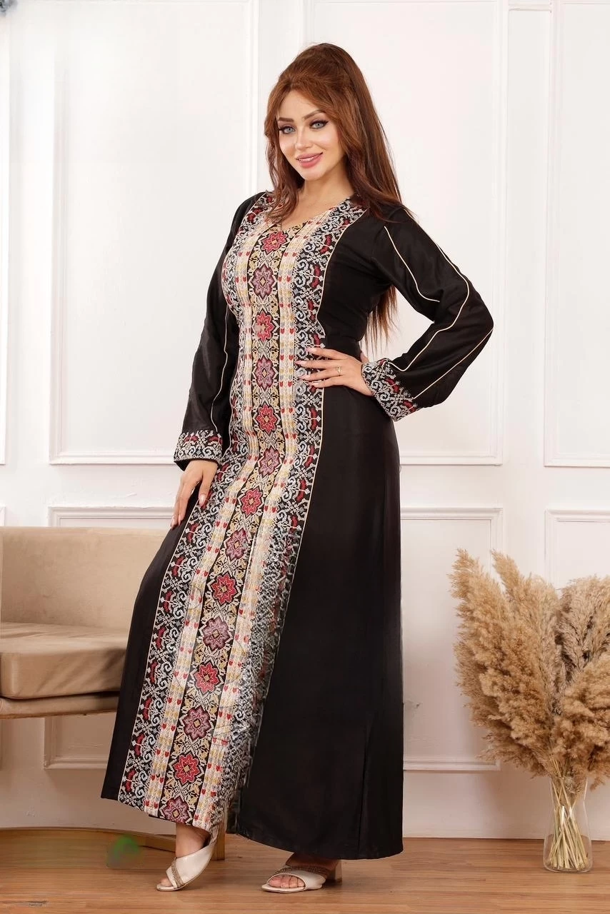 عباية سوداء